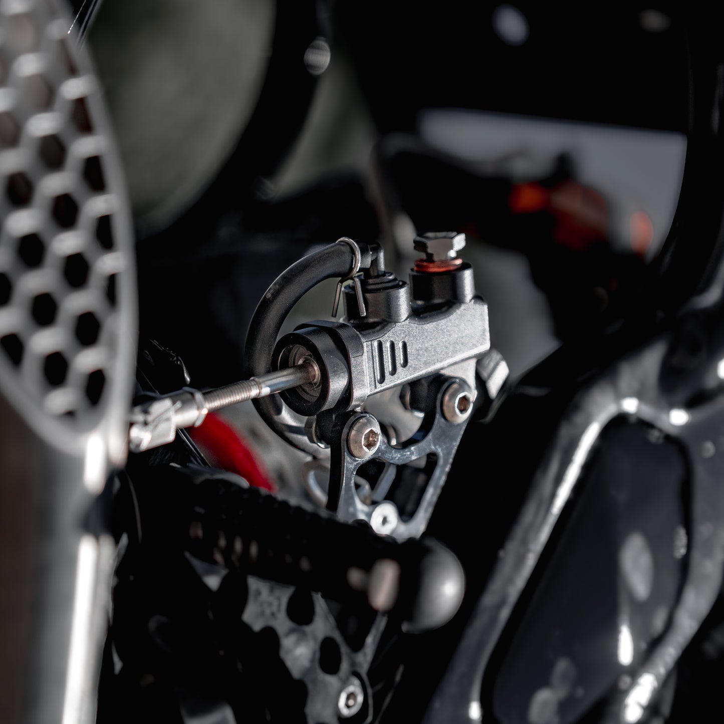 Hel Rear Master Cylinder (Single Port)