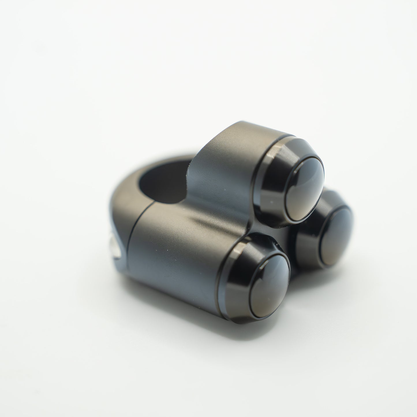 Interrupteur mince à 3 boutons – Noir - 7/8"