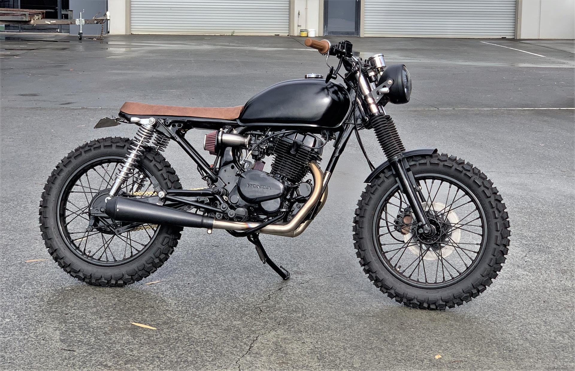 Beginner scrambler motorcycle shop