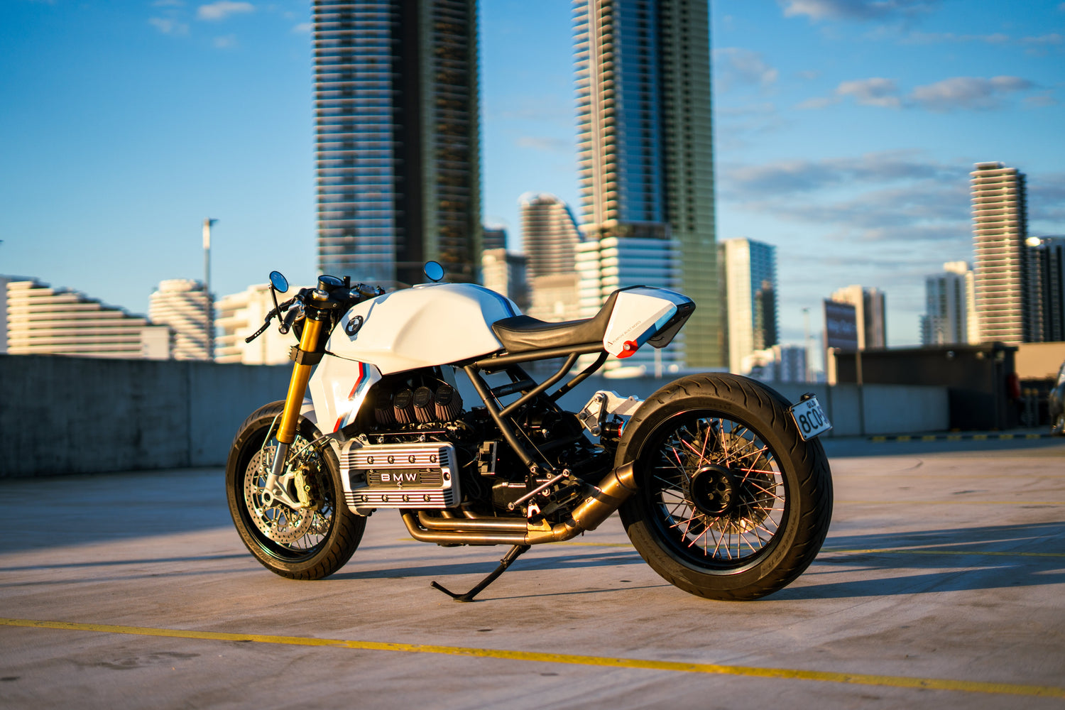 Build-BMW K100 Cafe Racer