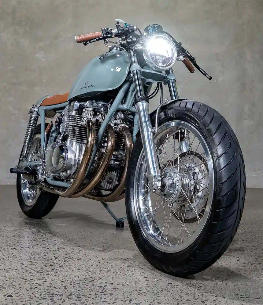 Custom Honda CB550 Cafe Racer