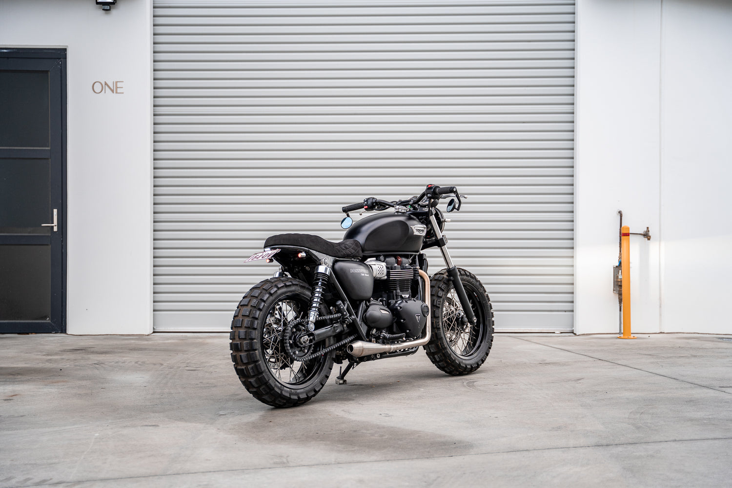 2017 Wide Wheel Triumph Scrambler