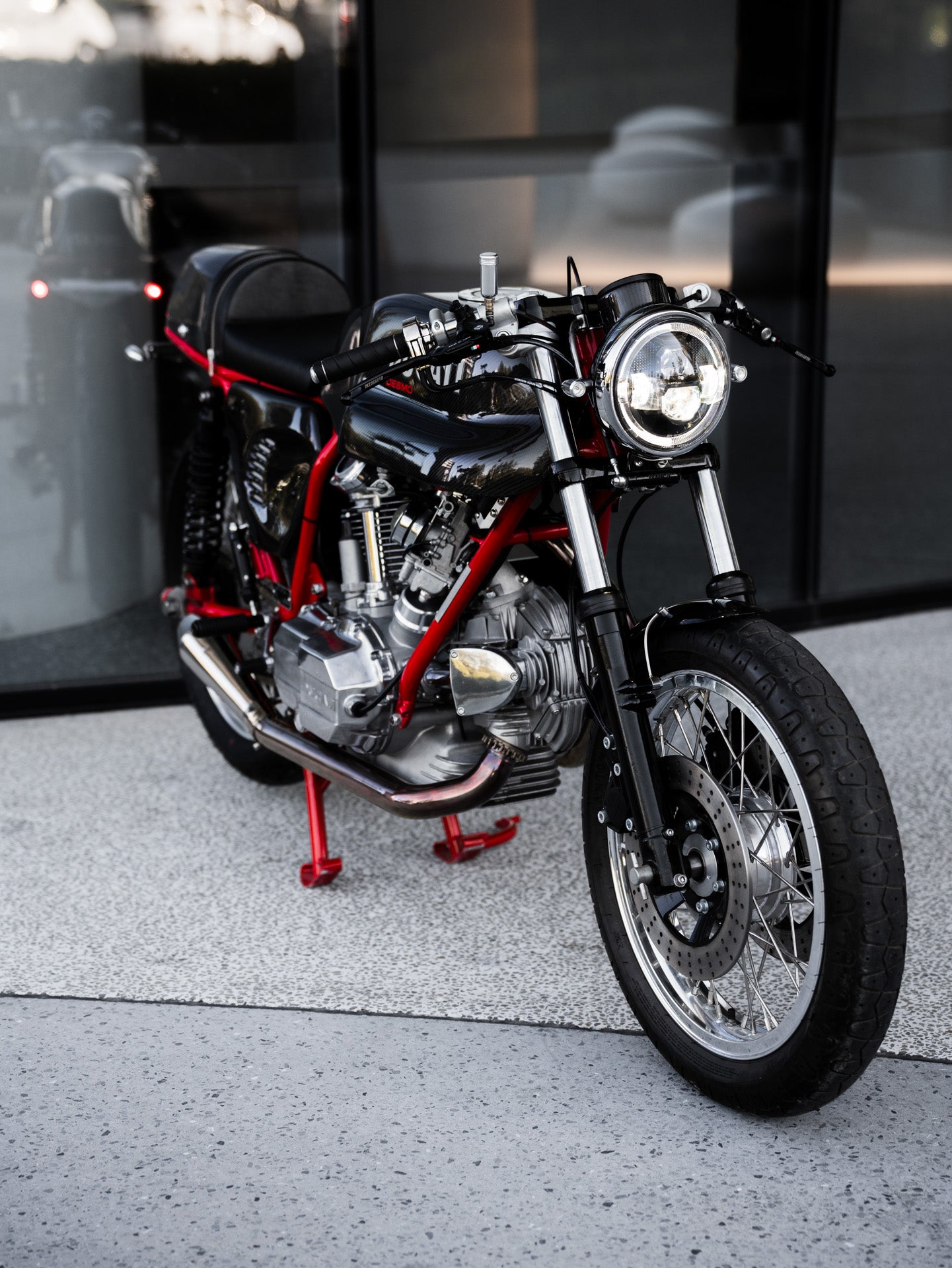 The Ducati 900ss The Carbon Cafe Racer