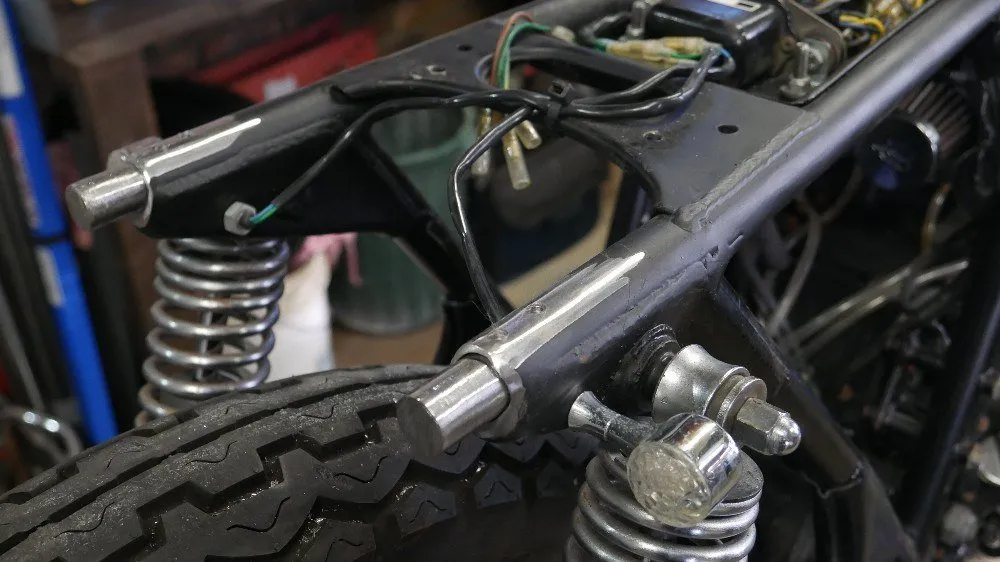 Fitting a Cafe Racer Tail hoop